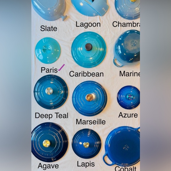 Le Creuset 5 Quart Cast Iron Dutch Oven Paris Blue - Picture 6 of 7